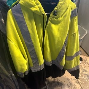 Men's High-Visibility Yellow and Black Raincoat